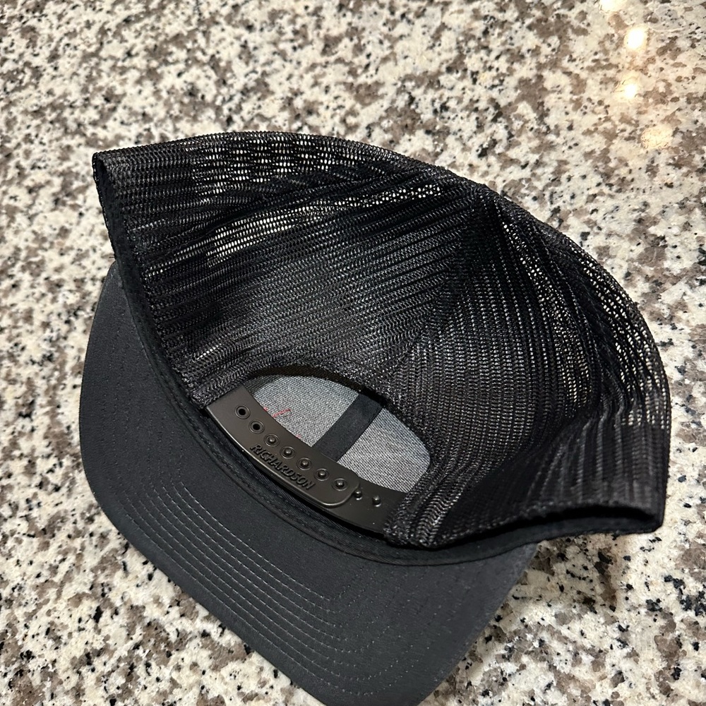 Snap on snapback - Picture 2 of 2